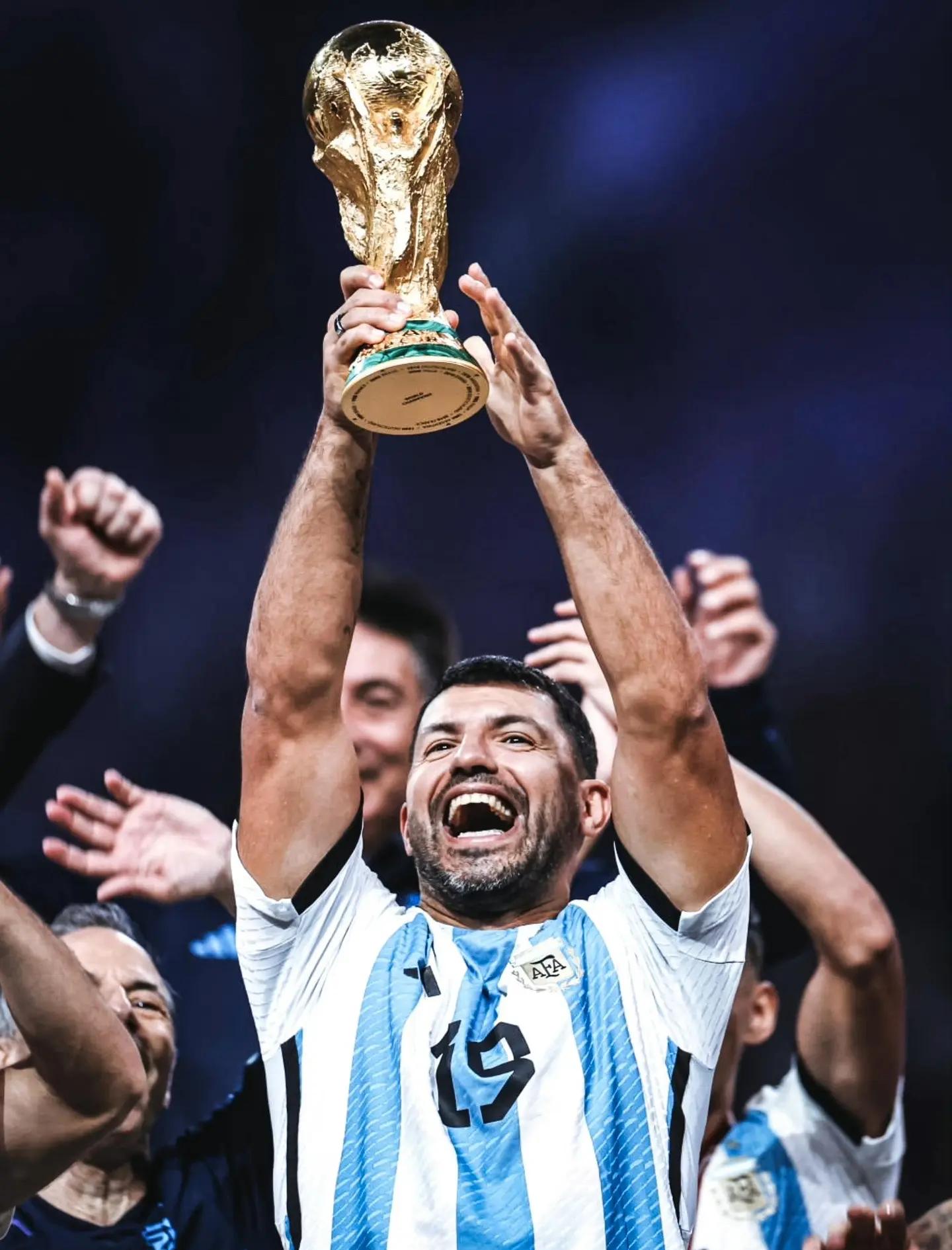 爱游戏体育app-包含球员成长点滴：从菜鸟到联盟巨星的旅程的词条