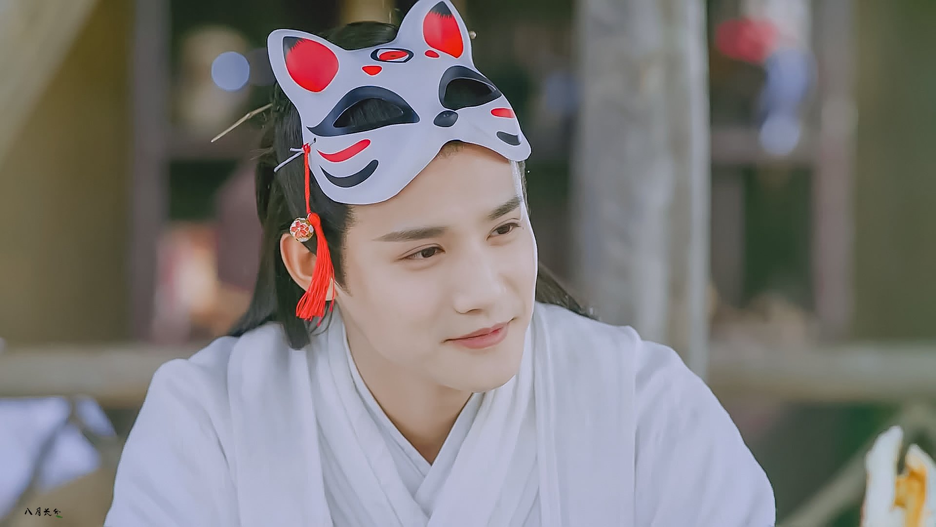 “法甲激战如火，豪门拼搏争夺联赛桂冠”，法甲 豪门