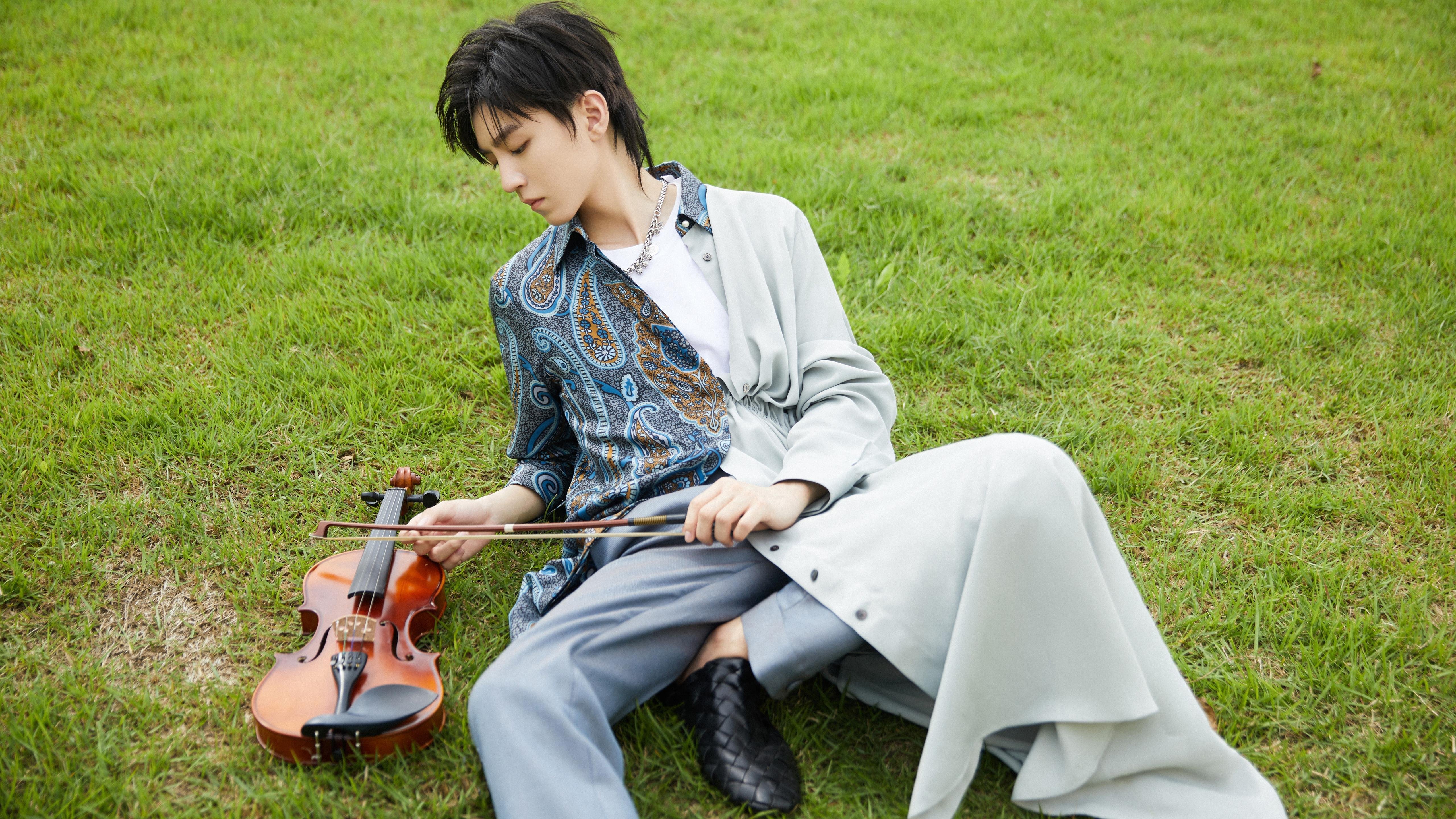 “法甲激战正酣,争冠形势进入白热化阶段”,法甲 经典比赛