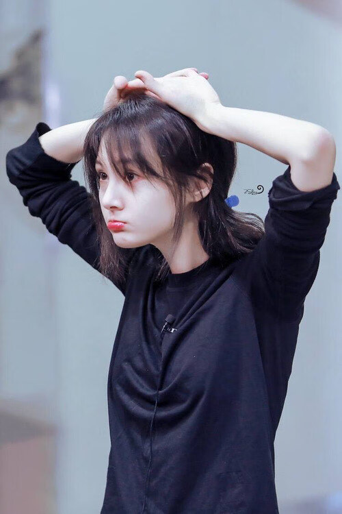 欧冠“神级门将”盘点:那些阻挡对手得分的“守门神”,欧洲守门员年薪