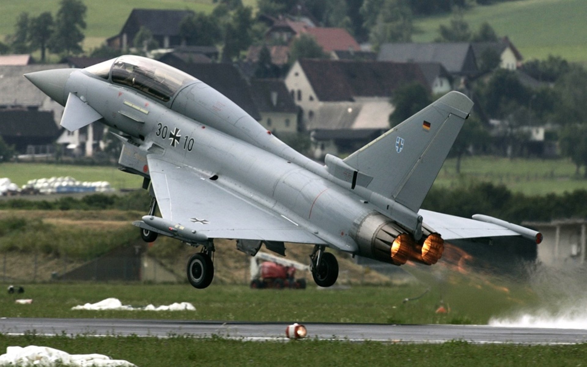 塞维利亚球员纳乔遭受伤病，将缺席下场比赛，塞尔维亚美女模特纳塔利娅·塞奇克(natalija scekic)