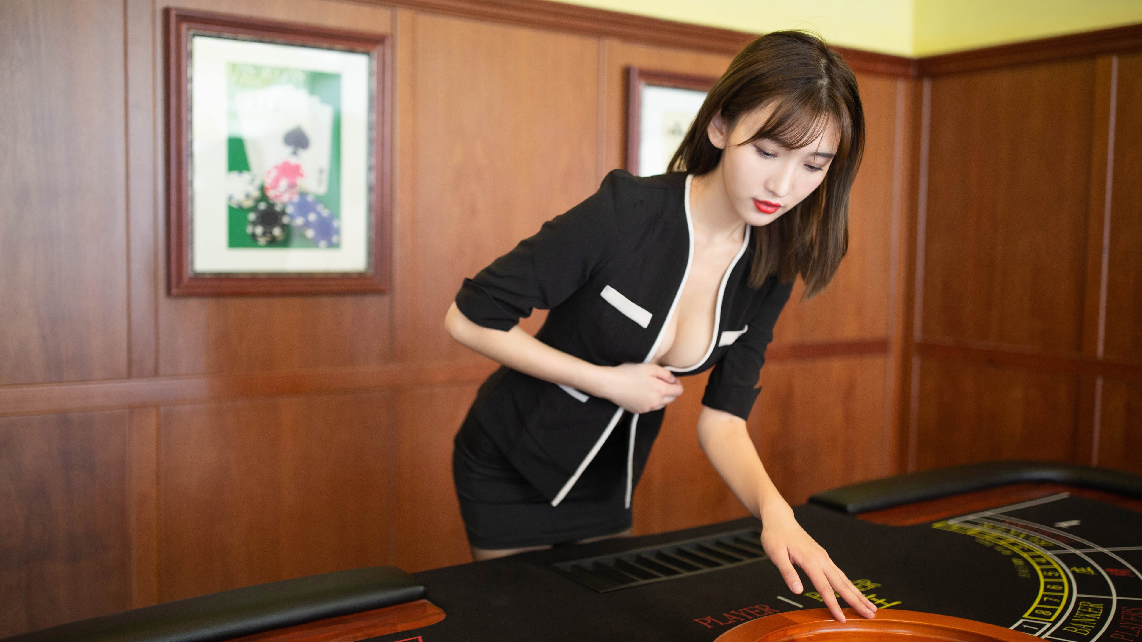 电竞行业广告投放规模持续增长，市场潜力巨大，电竞广告片