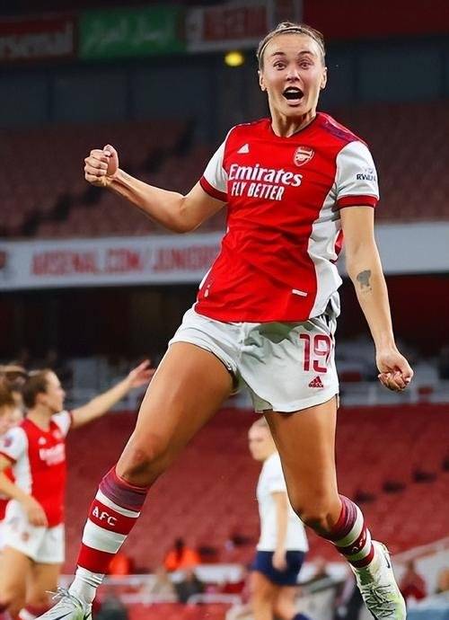 爱游戏体育:锋线哑火!球队进攻乏力遭遇连败的简单介绍 爱游戏体育:锋线哑火!球队进攻乏力遭遇连败的简单介绍