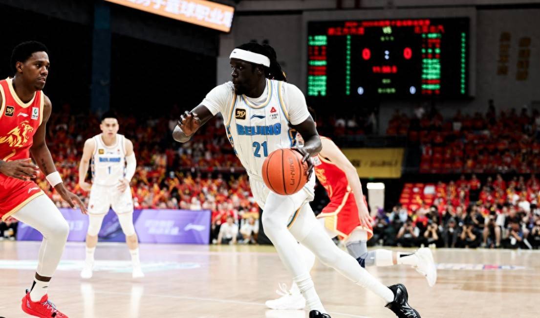 包含爱游戏体育：CBA总决赛：FMVP之争，数据、表现与团队贡献，谁能最终胜出？的词条