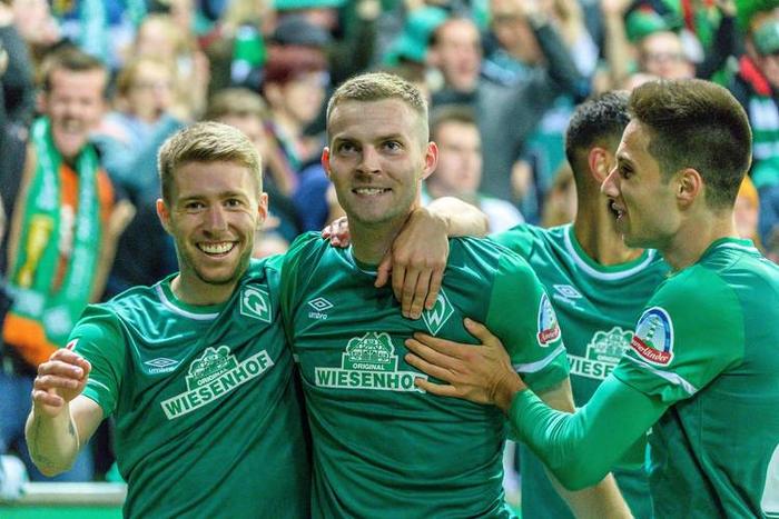 包含爱游戏体育:德甲的战术多样性：如何适应不同对手的词条