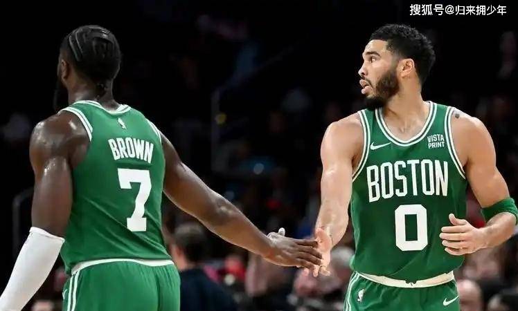 爱游戏体育：凯尔特人队伤病情况：塔图姆脚踝扭伤，出战成疑的简单介绍